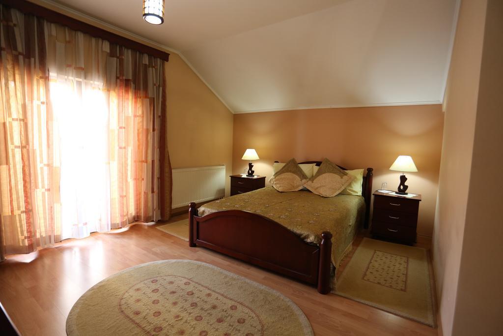 Guesthouse Bimbli Pogradec Room photo